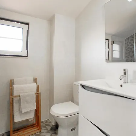 Belem Cinnamon House - Free Mobile Internet Apartment *